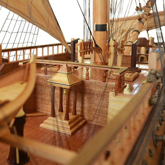 Homeware Life San Felipe Handcrafted Wooden Model Ship (200 cm) – Luxury Nautical Replica with Cedar Display Stand
