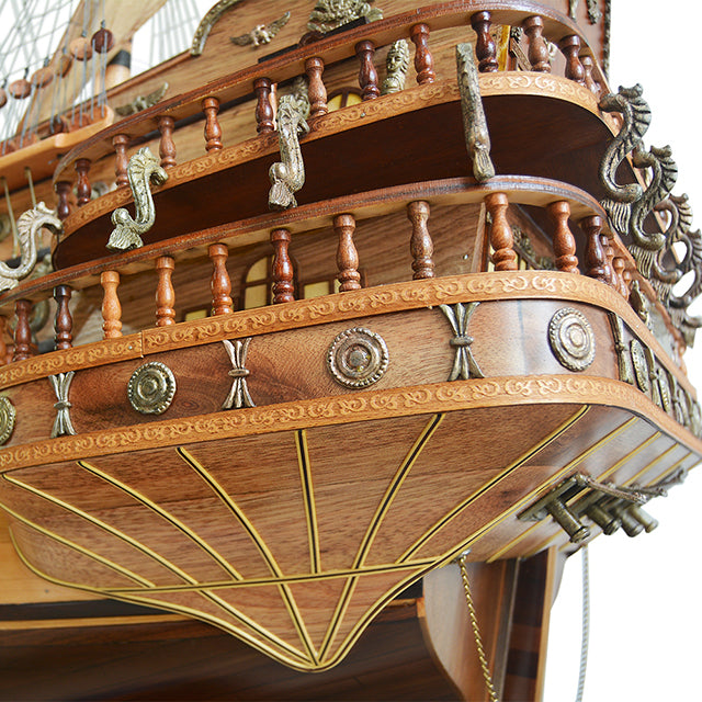 Homeware Life San Felipe Handcrafted Wooden Model Ship (200 cm) – Luxury Nautical Replica with Cedar Display Stand